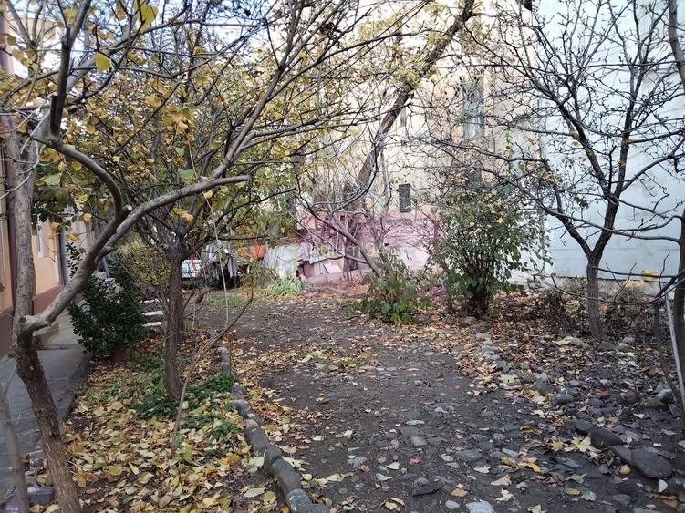 Casa în Ultracentralul Bucureștiului la preț mic (casă mică) - 22