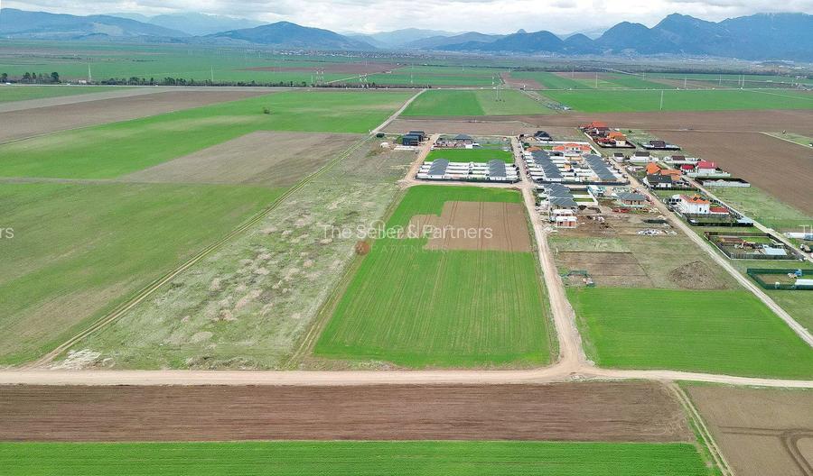 Teren intravilan - 12