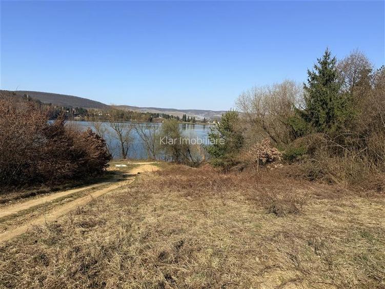 Teren cu panorama lac Gilau - 5