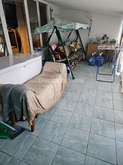  Apartament de vânzare 4 camere - 8