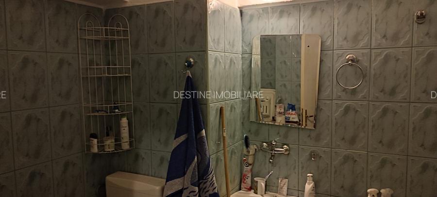 Apartament cu 1 camera ,decomandat , mobilat si renovat recent - 12