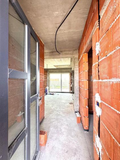 Super pret - Duplex cu 4 camere - teren generos  |Sǎcǎlaz| - 5