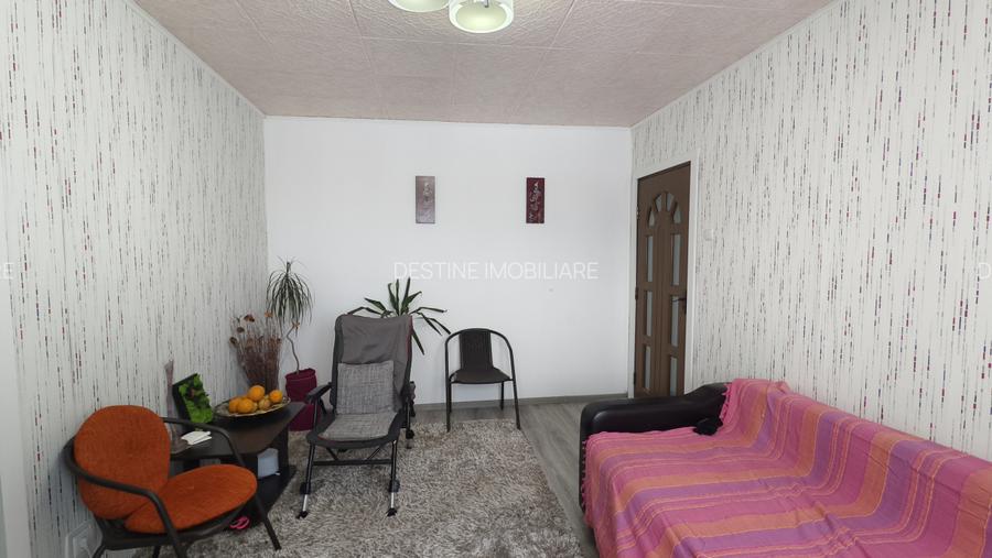 Apartament 2 camere zona vest, etaj intermediar - 3
