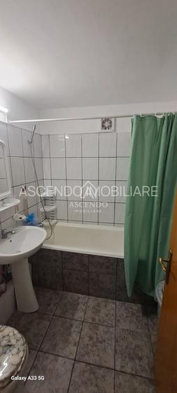 Apartament 3 Camere de Închiriat Gorjului Sector 6 | Parcare | 650 EUR - 16