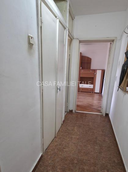 Apartament 1 camera .. etajul 1 .. 64900 euro .. piata Doina - 3