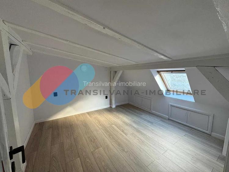 Apartament 3 Camere, 95mp, cu parcare si curte, zona Centrala   - 6