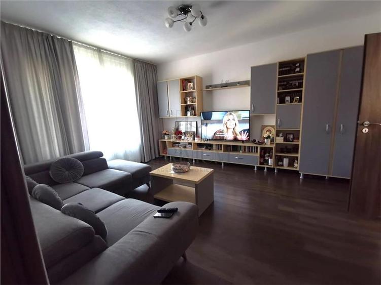 CENTRAL - 3 cam - ETAJ 3 - centrala proprie - clima - debara - BOXA CF - BLOC IZ - 9