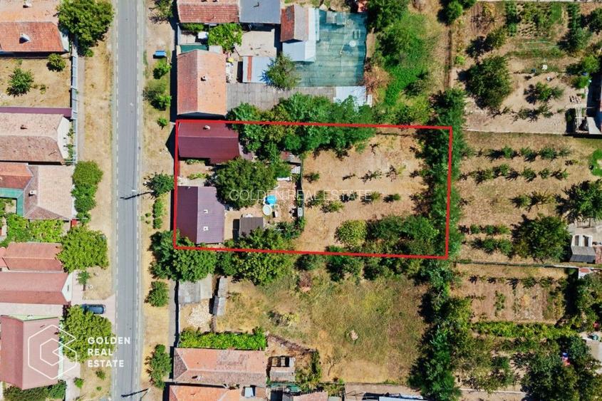 Casa în Curtici cu două corpuri de cladire, teren de 1080mp, comision 0 % - 13