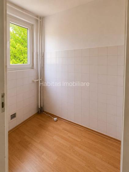 Garsonieră 22 mp, etaj 2, balcon, zonă liniștită, Mărăști - 4