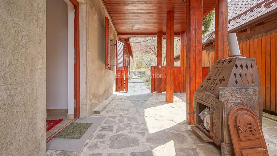 Casă autentică cu teren de 1310 mp, liniște și acces rapid către oraș - 5