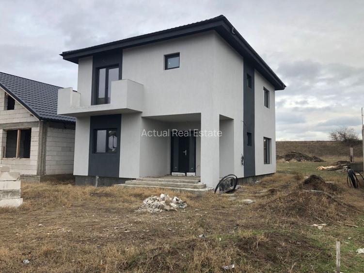 DE VANZARE | CASA 4 CAMERE | LUMINA - 5