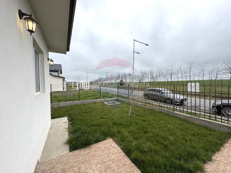 Casă cu 3 camere  toate utilitățile - 105.000E cu teren in  concesiune - 9