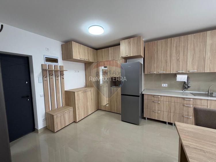 Apartament cu loc parcare- PRIMA INCHIRIERE - 2