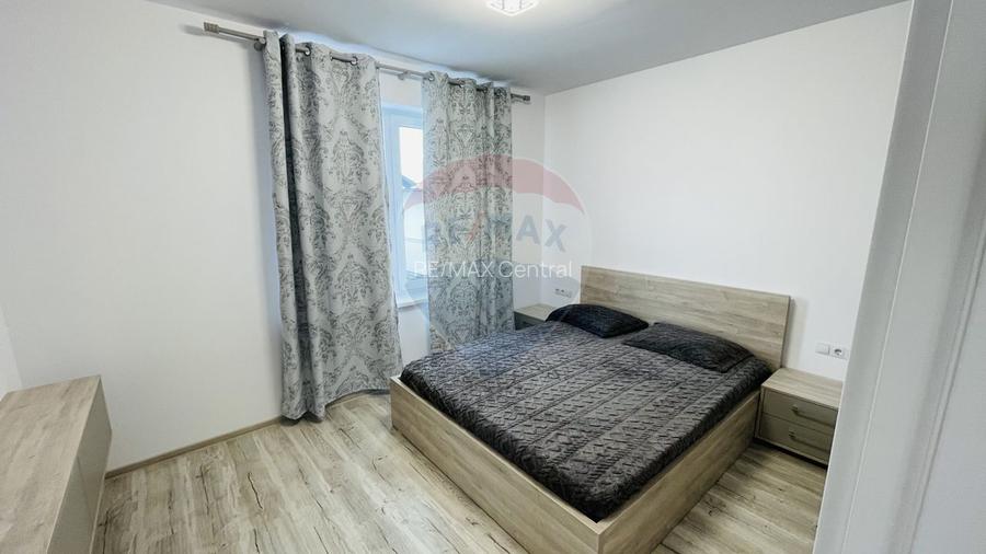 INCHIRIERE Casă / Vilă Cristian - 27