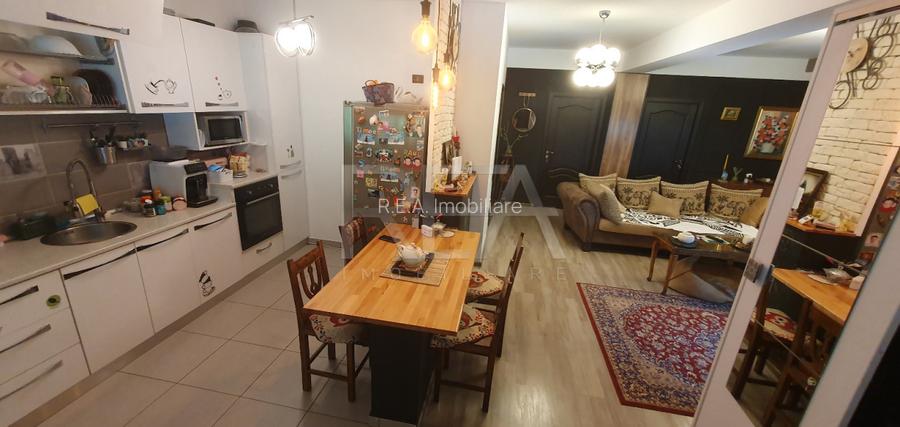 2 case si curte individuala la 400 de metri de statia de metrou Dristor 2  - 14