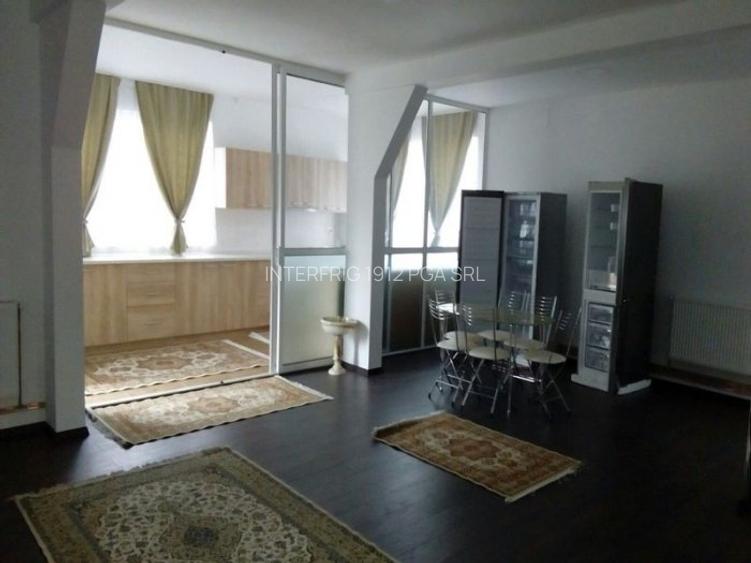 Vila 6 camere (4 dormitoare) de inchiriat - 2