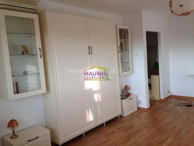 Închiriere Garsonieră Mare Decomandată – Str. Foișorului ( - 5