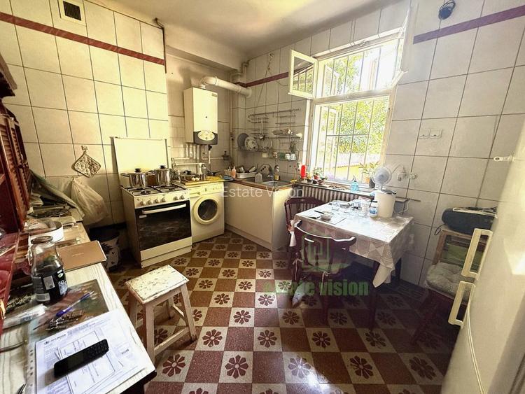 Apartament superb in vila, 5 camere spatioase, balcon + anexe, Cotroceni-Biseric - 10