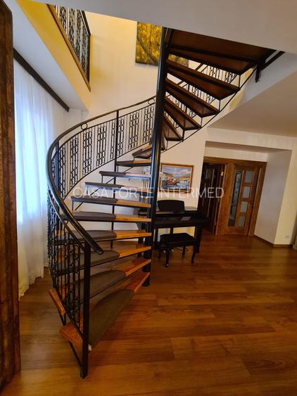 Duplex de lux în centrul stațiunii Mamaia – Eleganță la malul mării  270000 € - 17