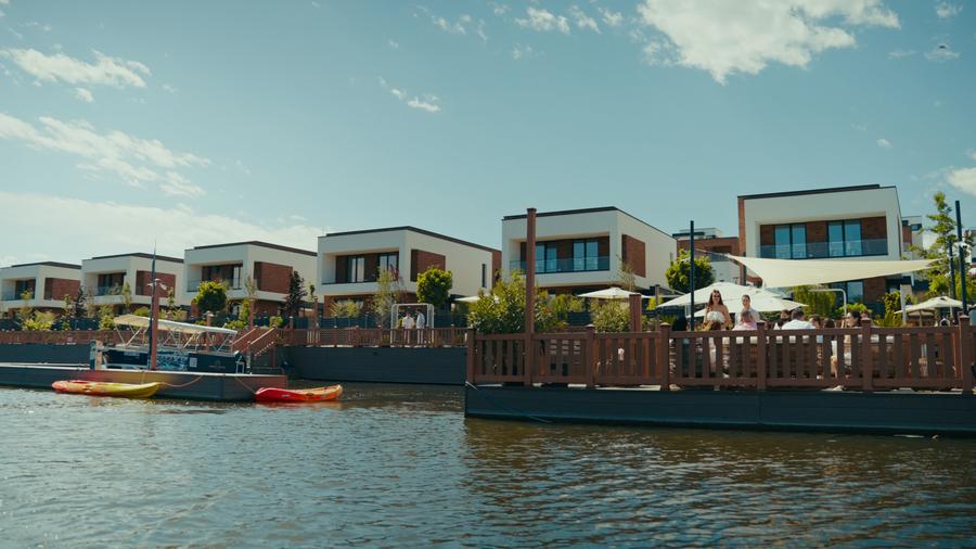 Ansamblu finalizat de vile la Snagov- deschidere spre lac, ponton privat, - 9