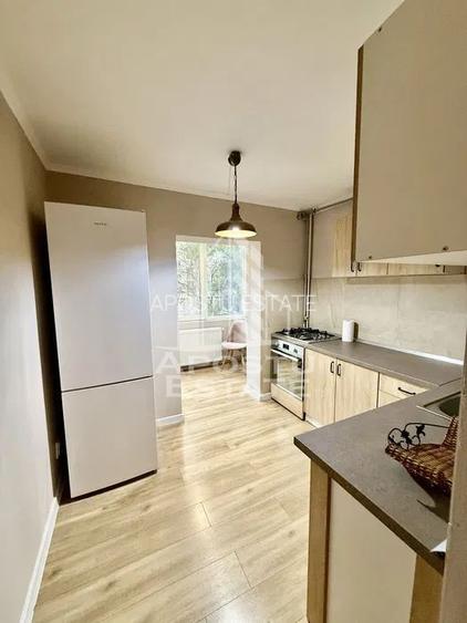 Apartament 3 camere, Centrala Proprie, loc parcare, zona Aradului - 2