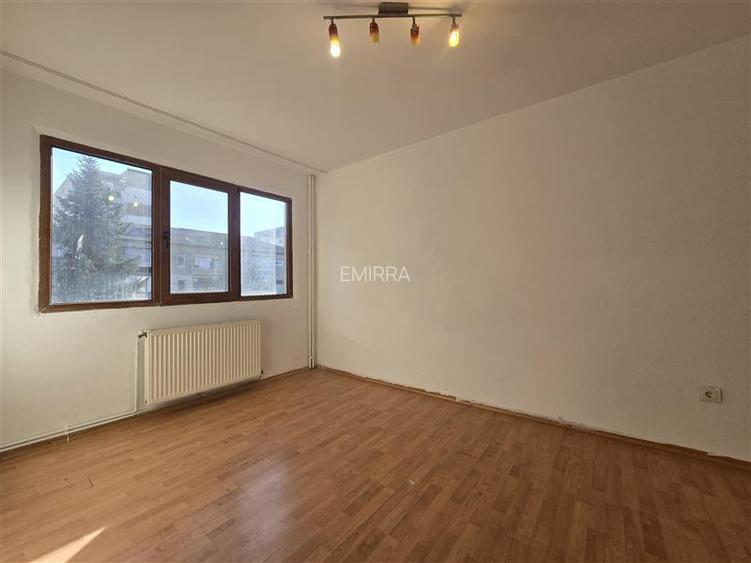 Apartament 2 camere de vanzare in Bacau, etaj 3, Str. Cornisa Bistritei - 2