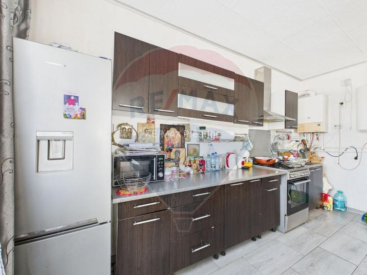 Casă cu 5 camere si 500mp Teren de vânzare în Buftea - 12