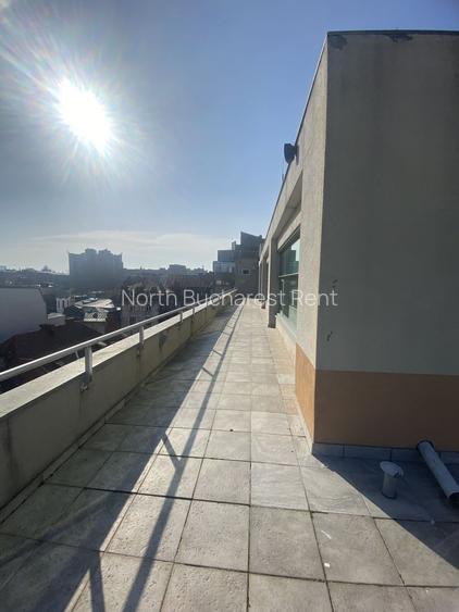 Birouri de închiriat | 102 mp (+198 mp terasa) | Piața Romană - 8