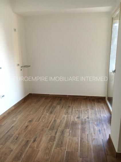 Apartament 2 camere, zona MAMAIA NORD - 3