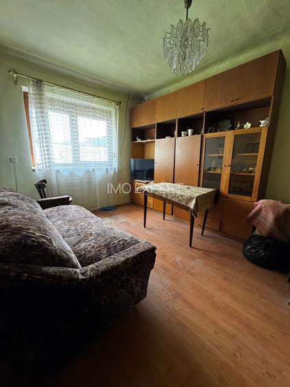 Casa individuala cu 5 camere de vanzare in Cugir - 2