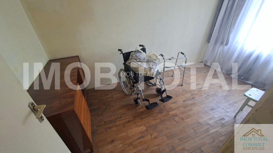 Apartament 3 camere Craiovei etaj 3/4 - 2