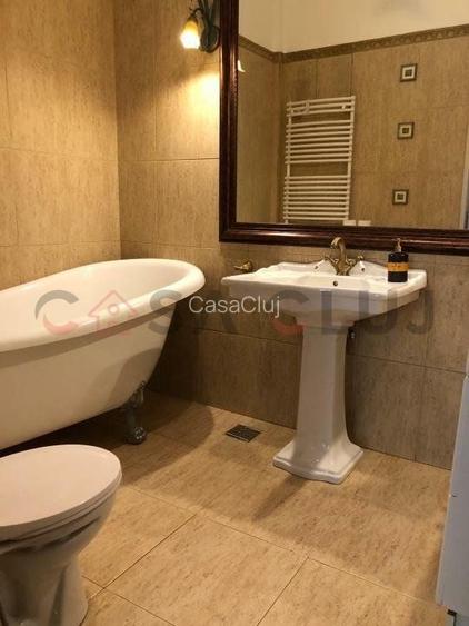 Apartament în vilă, zonă centrală, parcare - 15