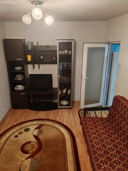 Apartament 2 camere, semidecomandat, 45 mp, mobilat, disponibil, Tomis Nord