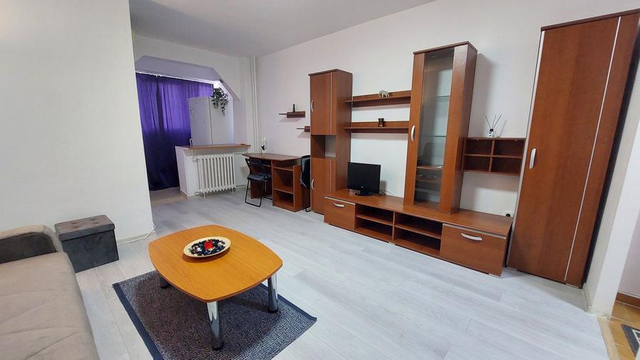 Basarabia,Bd. Chisinau, 3/10, renovata,15 min mers metrou,Mega Mall