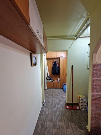 Apartament 3 camere, etaj intermediar, zona Sagului - Shopping City Ma