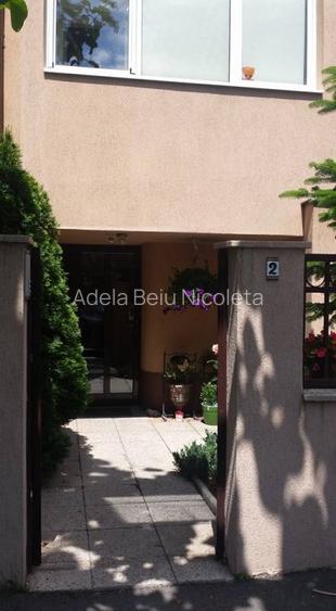 &Icirc;nchiriere apartament 4 camere - 9