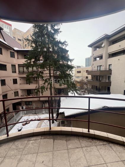Apartament zona Clucerului - 4 camere de inchiriat - 8