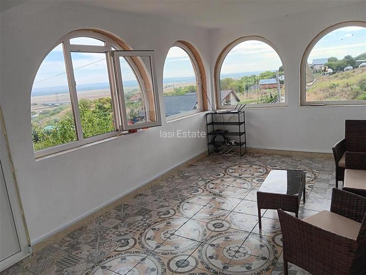 Chiperesti  Tomesti  Vila P+E SU=236mp 5 dormitoare living doua bai garaj TEREN - 10