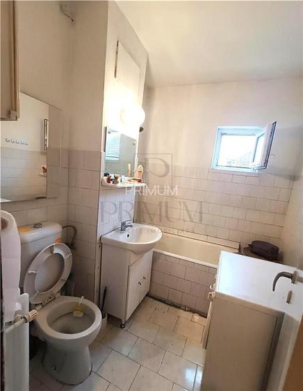 ARADULUI - 4 cam - 2 bai - 1 balcon 13mp - debara - decomandat - centrala propri - 10