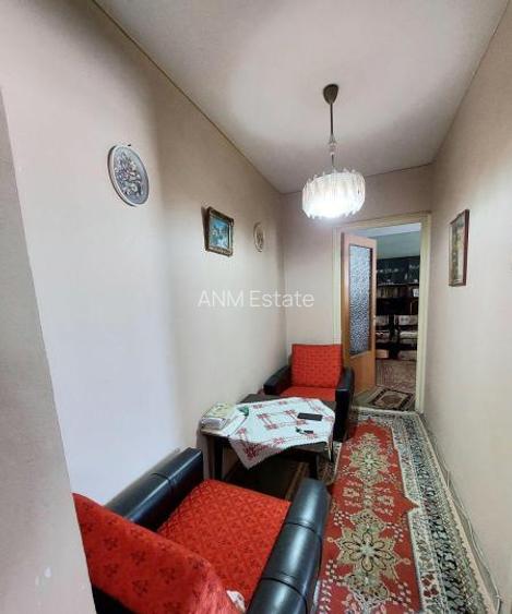 Apartament 2 camere decomandat etaj 3/4 metrou Romancierilor - 4