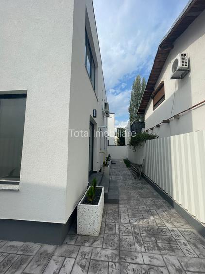 CASA INDIVIDUALA CUPLATA MOBILATA SI UTILATA STR. PALTINIS 52 - 10