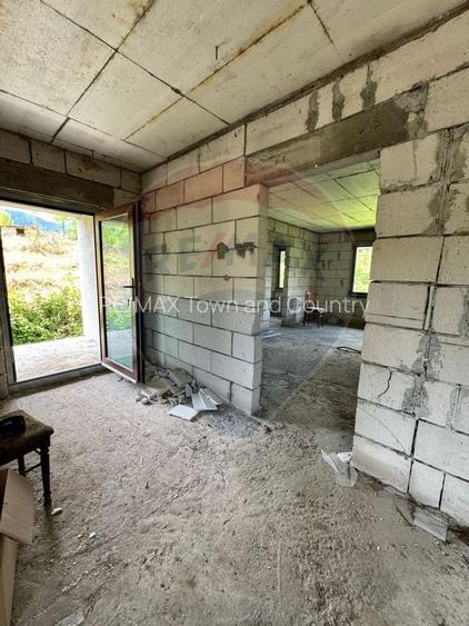 Casă / Vilă cu 7 camere de vânzare - 15