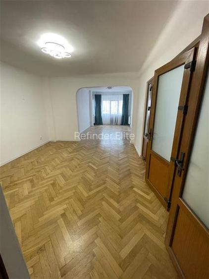 apartament 3 camere Piata Muncii, la 1 minut de gura de metrou, 90mp utili ,etaj - 9