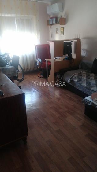 Apartament cu 2 camere ~ zona Brosteni ~ etaj 3 din 4 ~ confort 1 decomandat - 6