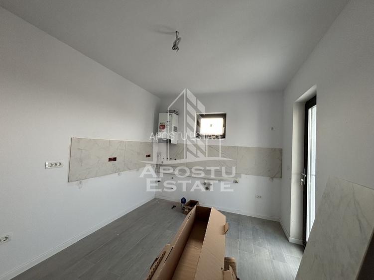 Duplex despartit cu zid dublu de caramida cu 3 camere in Urseni - 4