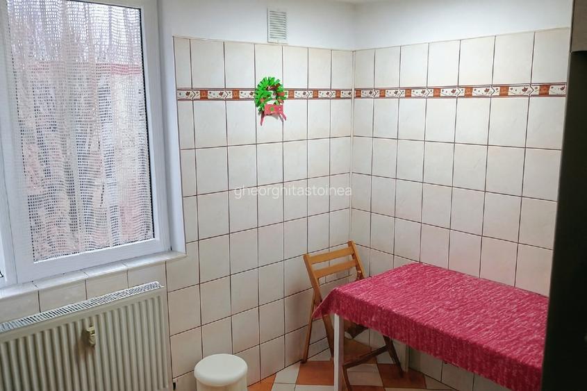 Proprietar, superb apartament cu 3 camere,boxa subsol si loc de parcare - 7
