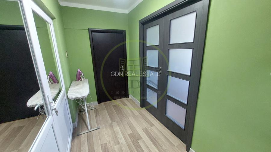 Apartament 4 camere, 100 mp, cartier Craiovita Noua, zona Carrefour - 9
