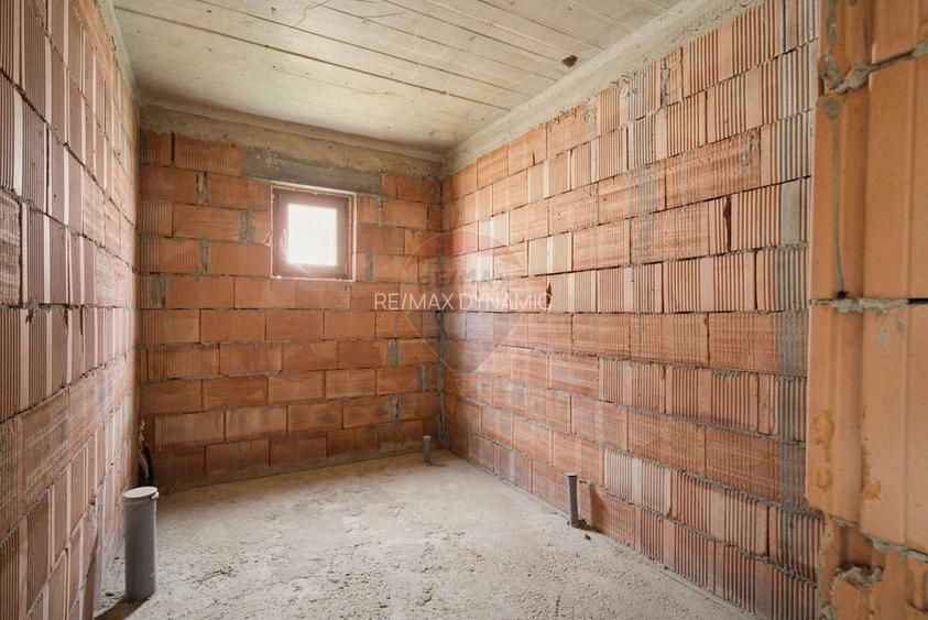 Casă / Vilă nouă de vânzare, la roșu, 5 camere, 225mp, Fântânele, Arad - 7