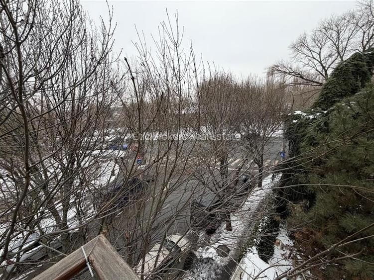 Vanzare apartament 4 camere, Nodrului, 180mp, la 1 minut de parc - 17