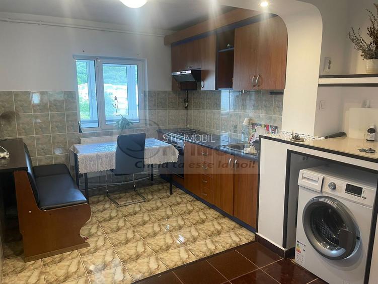 Apartament 3 camere – Iași, Nicolina, zona PECO MOL- - 9
